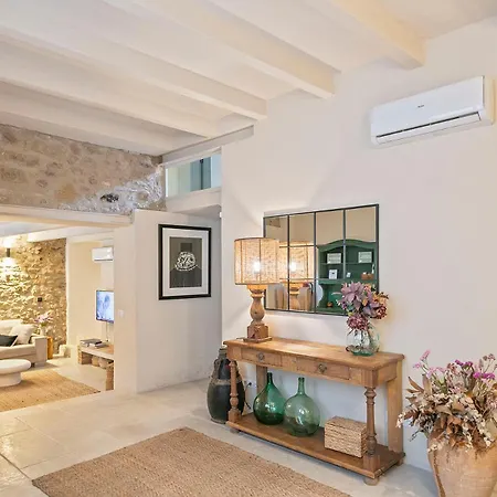 컨트리하우스 Safra